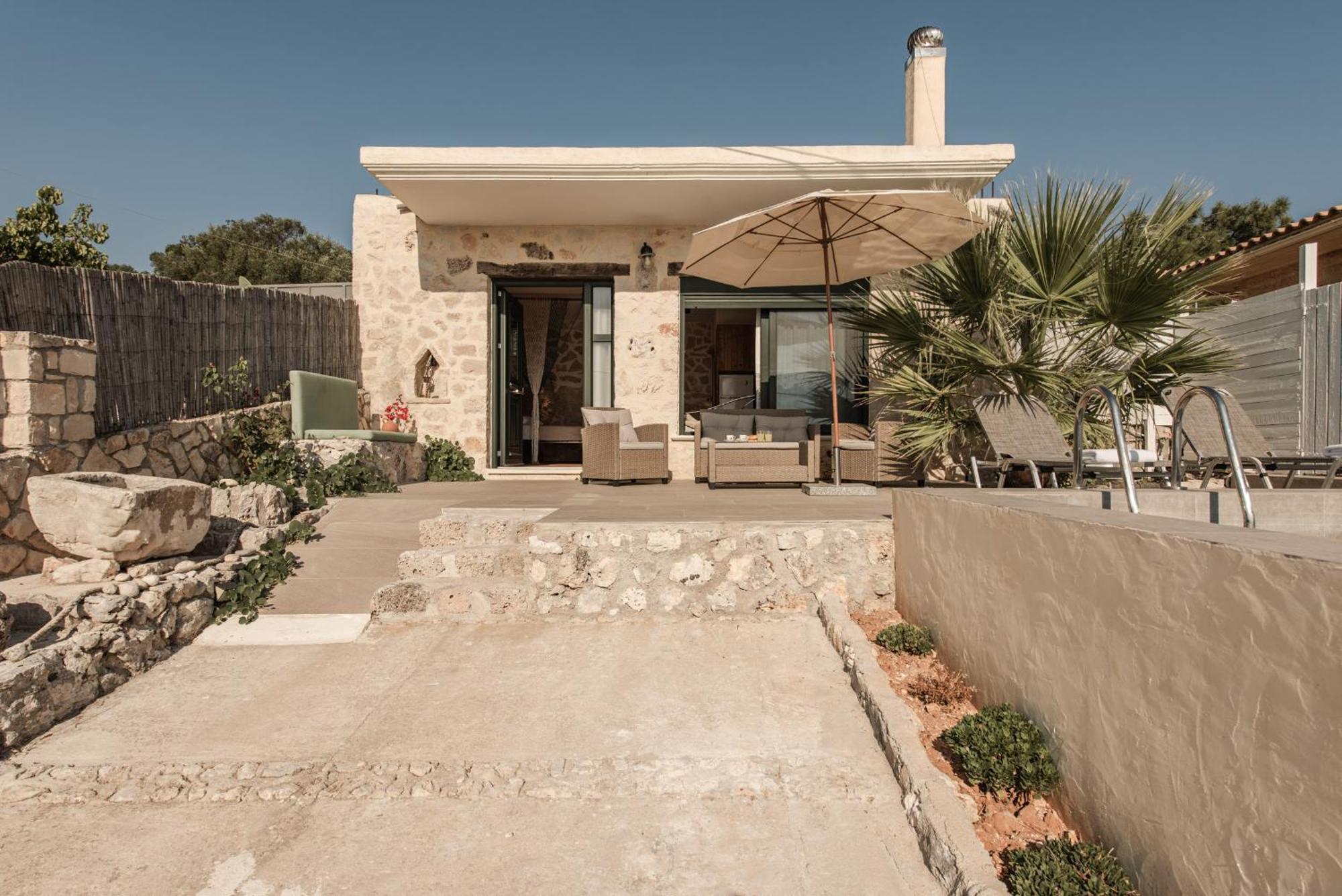 Anemos Guest House Korithion Exterior photo
