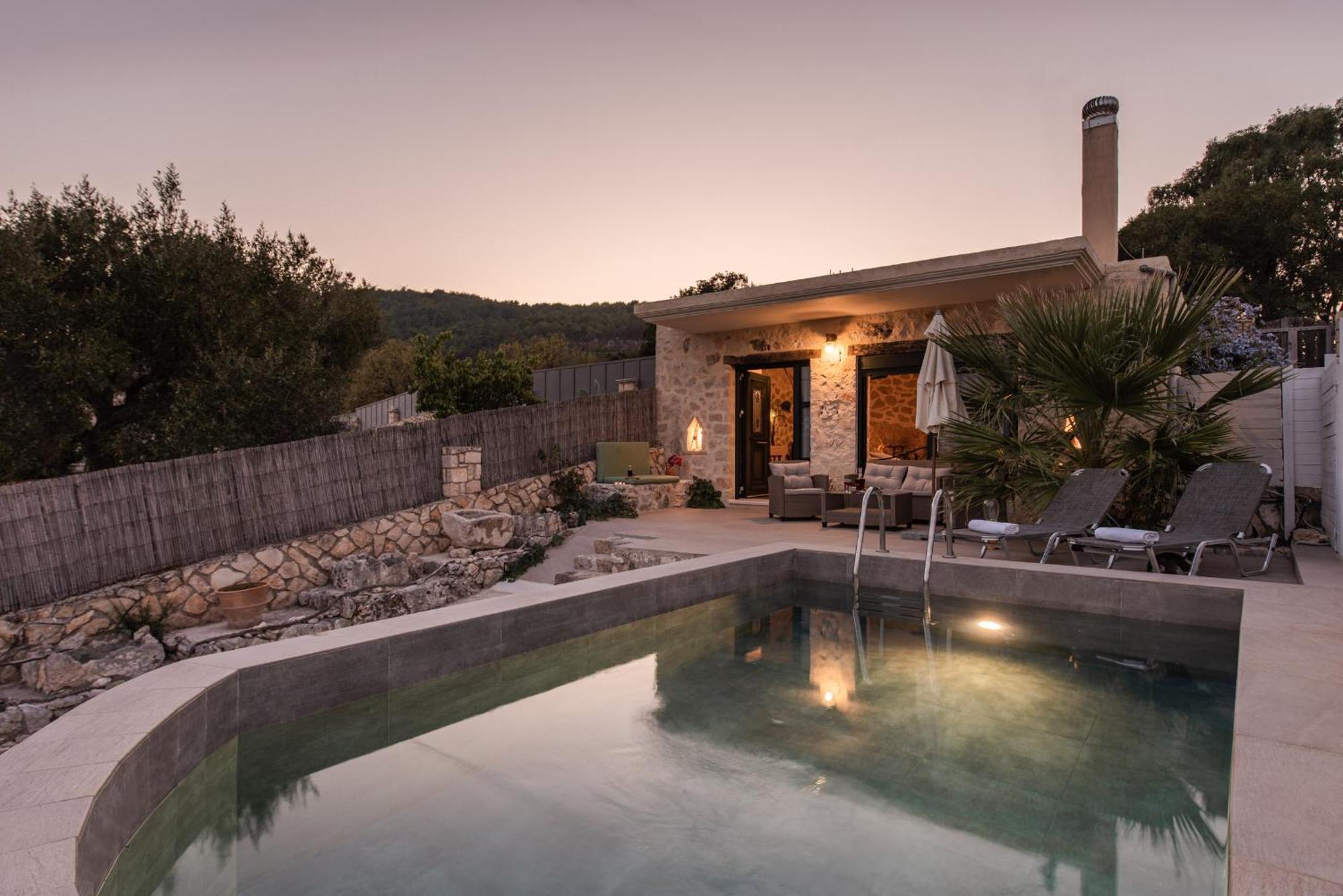 Anemos Guest House Korithion Exterior photo