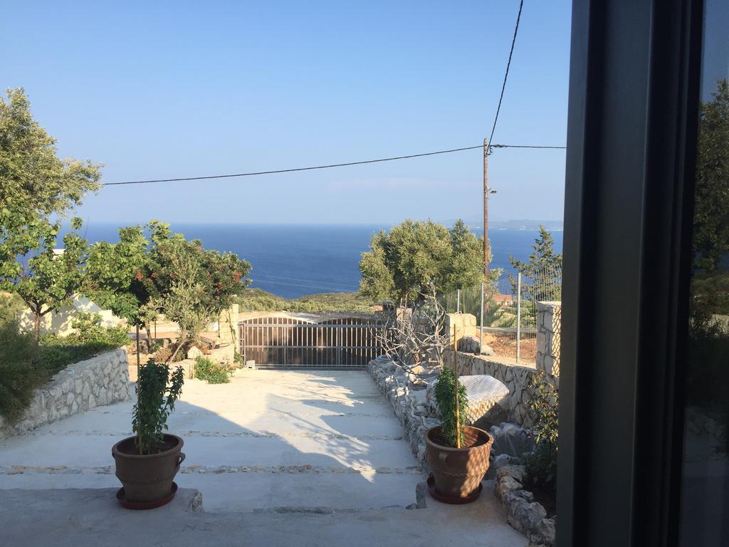 Anemos Guest House Korithion Exterior photo